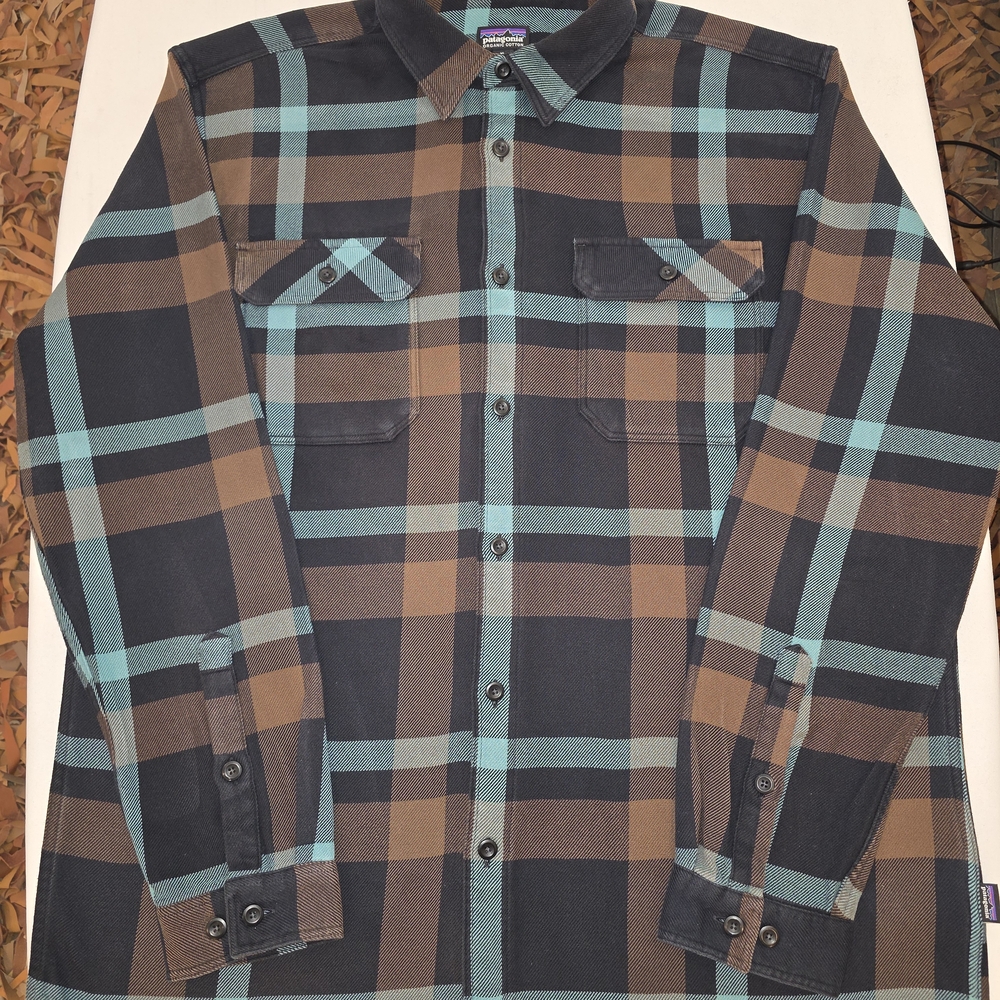 Patagonia Men's Casual Plaid Shirt - Black, Brown, and Blue